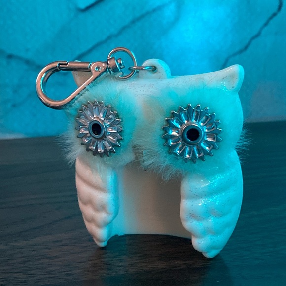 Sold - Picture 3 of 7